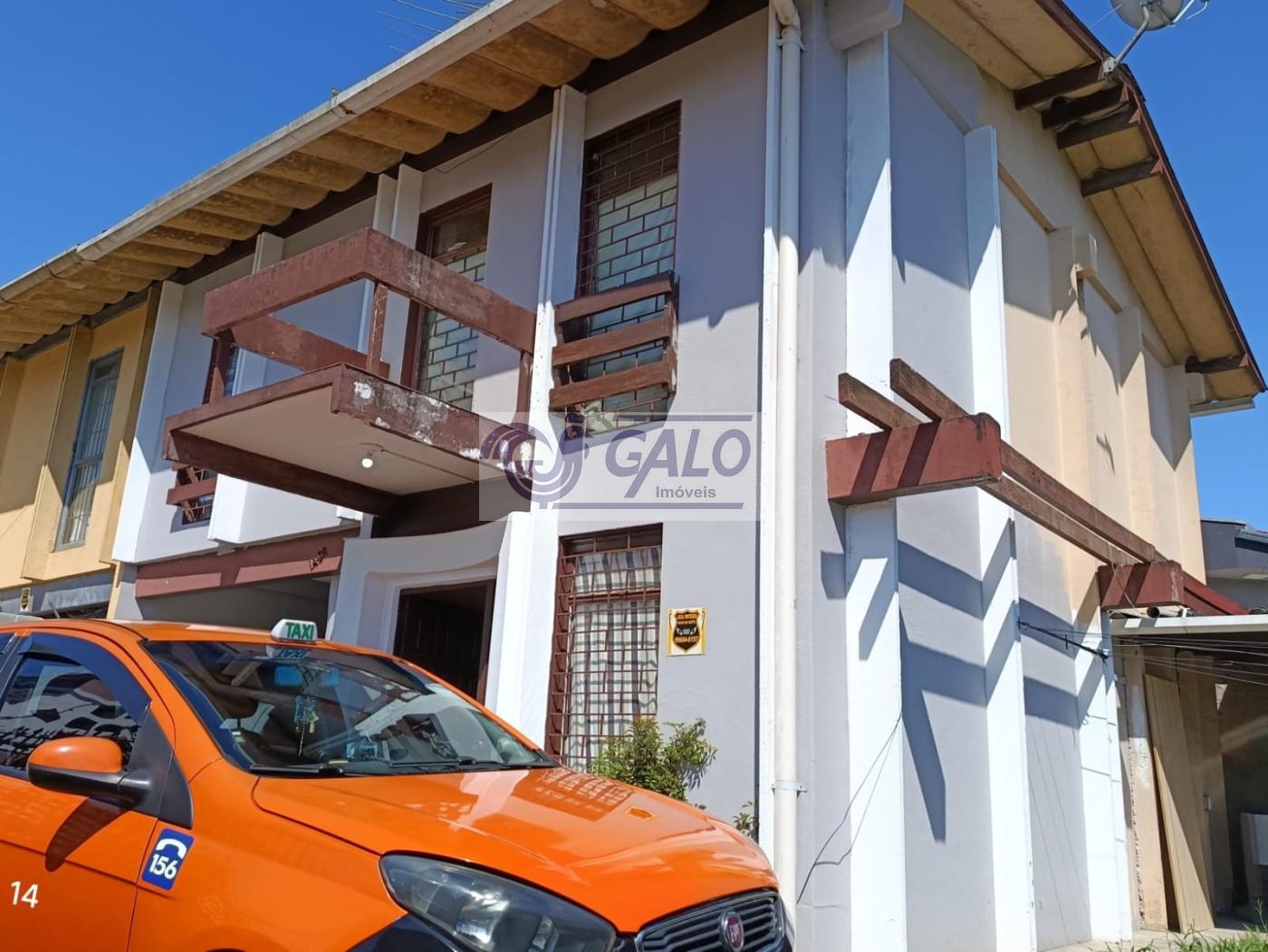 Sobrado para alugar em Santa Cândida, Curitiba — Portal Chave Fácil
